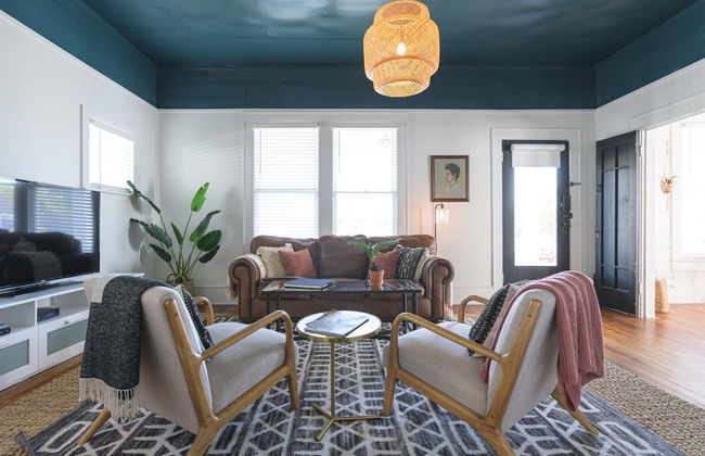 Restored 1930s Uptown Bungalow 2 min to Magnolia Silos - Foto 4