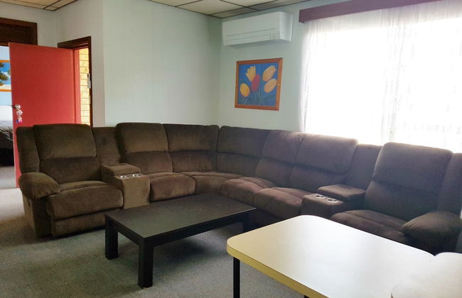 Limestone Coast Tourist Park - Photo 65