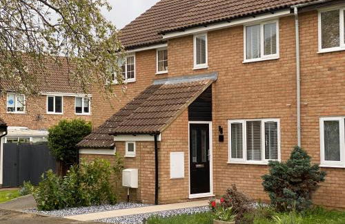 Group Contractor Stay 3 Bed House Bedford Parking WiFi - Foto 23