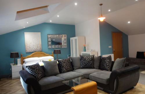 John Collingwood, Bowness-on-Solway ideal for starting of finishing a walk along Hadrians Wall - Foto 1