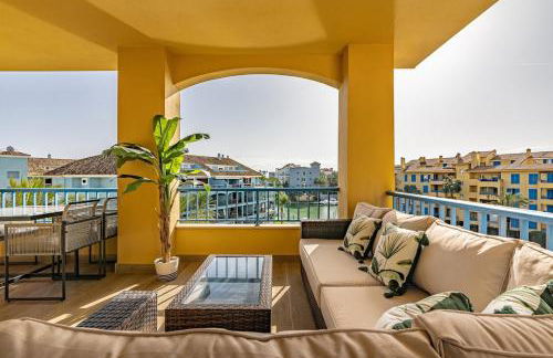 Waterfront Polo Royale III - Foto 13