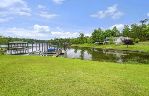 Lakefront Retreat w Dock Boat Rental and Views - Foto 46