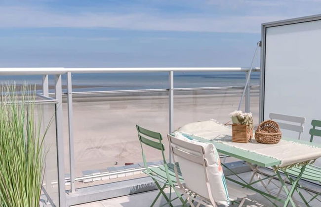 Stunning Studio With Sea-view on top Location - Foto 20