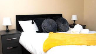 XB Property - Comfy house perfect for families contractors relocators - Foto 1