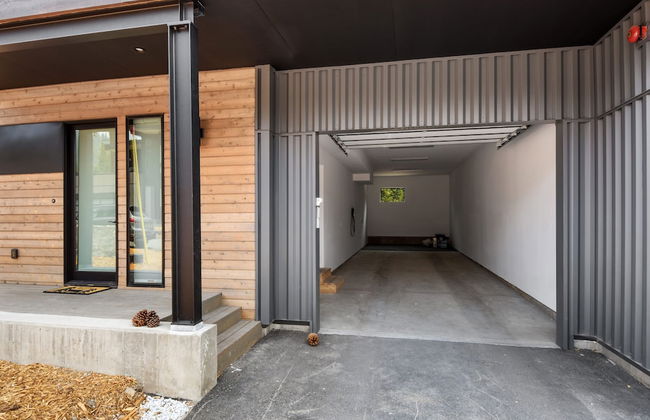 Enjoy Paradise Hot Tub, Bike & Beach Equipment! - Photo 27