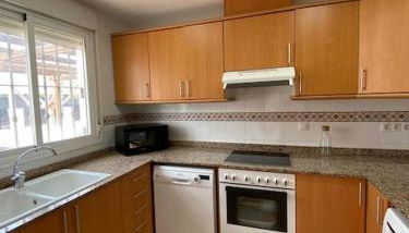 Magnífico Adosado con Piscina en Urb. Palm Beach - Foto 4, stove, dishwasher, pet friendly, minibar