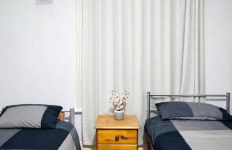 landvue stays, The Colchester town White House 4 bed 2 bath! - Foto 10