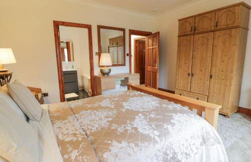 Torview House - Photo 13