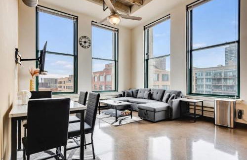 West Loop - City Views With In & Out Parking 4 - Foto 1