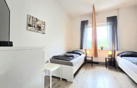 Modern 6-Bedroom Apartment with Rooftop Terrace, free Wi-Fi and Parking- MND01 - Foto 11