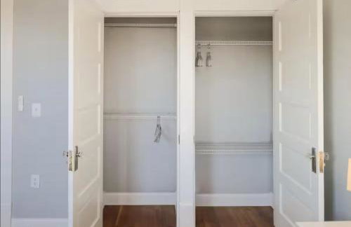 Spacious Home Downtown - Children's Hospital, Pets - Foto 23