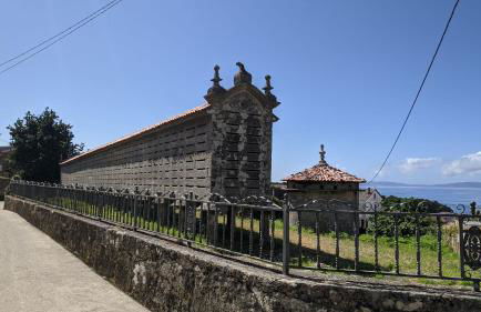 Muros sobre el puerto - Photo 33