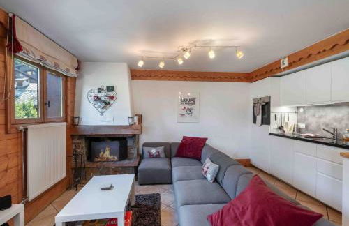 Appartement spacieux proche pistes avec piscine et parking - FR-1-566-71 - Foto 12