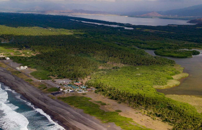 Excursión al Tortugario Ecológico y la laguna de Cuyutlán - Foto 1