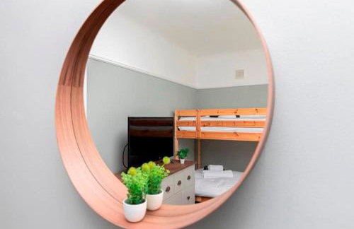 DRIFTWOOD by BOURNECOAST - An Exquisite Chalet Bungalow with a Sauna, BBQ Hut and Garden - HB6339 - Foto 42