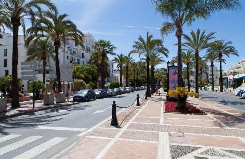 Jardines del Puerto Apartment for up to 6, totally refurbished 2025, gardens, pools, garage, wifi - Photo 3