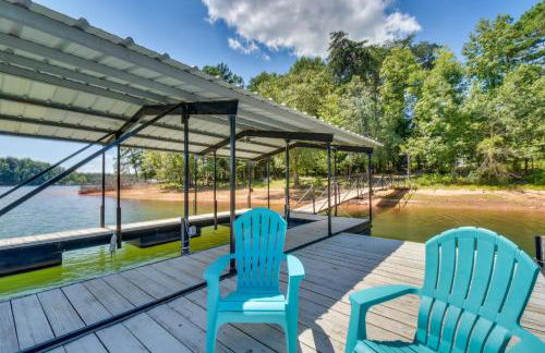 Spacious Lake Hartwell Home with Private Boat Dock! - Foto 36