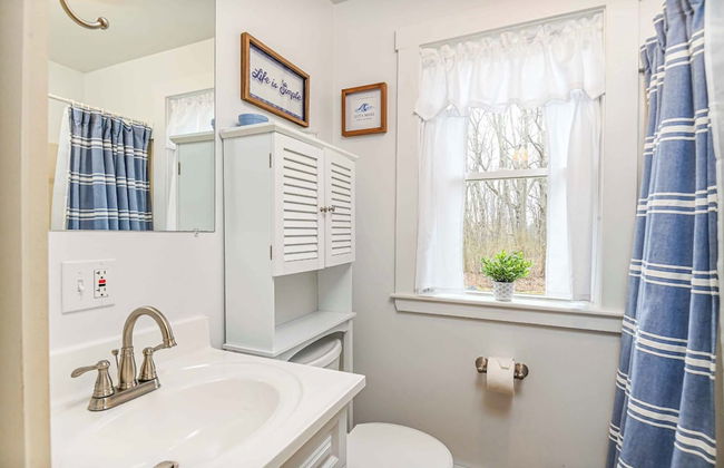 Cape Neddick Coastal Hideaway New England Charm! - Photo 29