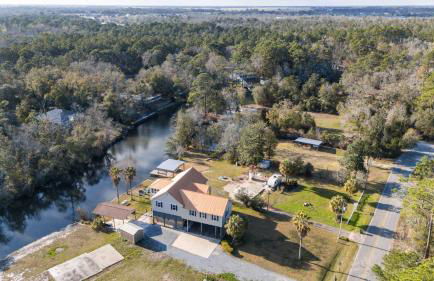 Spacious Foley Retreat Sleeps 12 Game Room Theater - Photo 36
