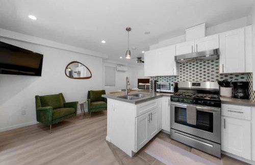 Stylish Studio with Big Patio - Foto 7