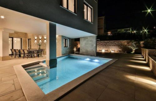 Elegant Cozy Villa With Beautiful Features - Foto 1