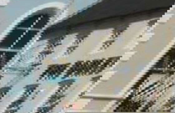 5-bed Town House in Newport - Photo 14