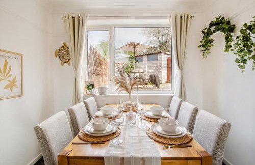 Serene Boho Retreat: White Oak Charm House 10ppl - Foto 3