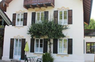 Villa Waldfrieden - Ferienwohnungen und -Haus - Foto 3