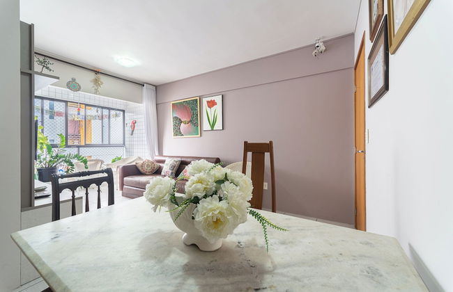 Apt 2 quartos com varanda próximo Praça Casa Forte o bairro mais agradável do Recife ARN901 - Foto 1