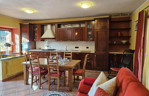 La casa rossa nel Monferrato a Moncucco Torinese - Foto 25