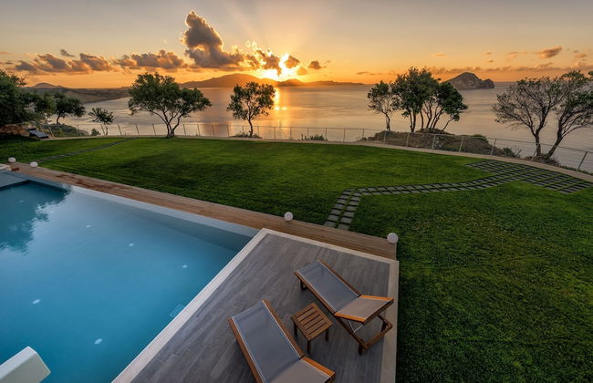 Artina Luxury Villa - Photo 58