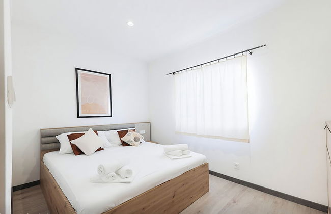 Villa Gariful - Sleeps 10 - Pool - Hottub - Petsok - Foto 5