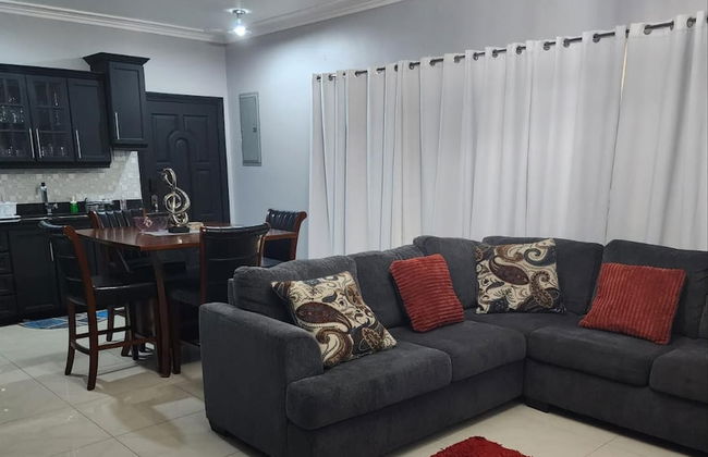 Impeccable 2-bed Apartment in Kingston With Pool - Foto 7