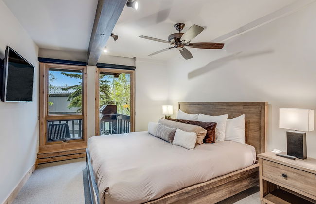 Laurelwood Condominiums - Foto 36