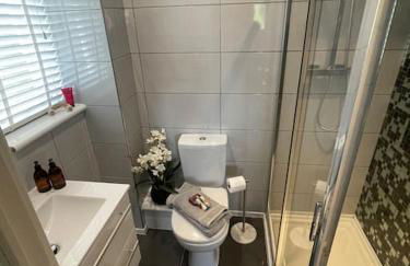 Home in Wirral - Peaceful Contemporary Gem. - Foto 22