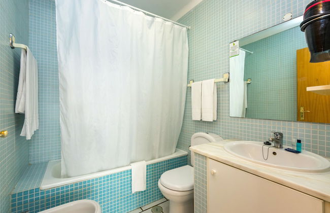 Apartamentos Turísticos Club Ouratlântico - Photo 40