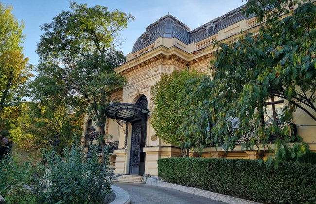 Tour privato di Bucarest - Foto 6