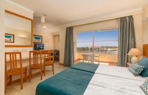 Interpass Vau Hotel Apartamentos - Foto 24