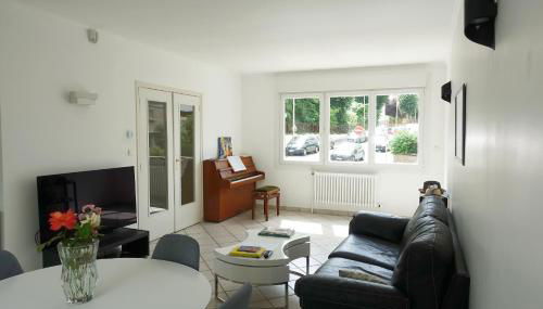 Maison avec jardin au centre de Nancy avec borne de recharge voiture électrique - Foto 2