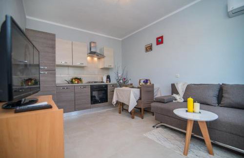 Apartment with Terrace in Filipana - Foto 17