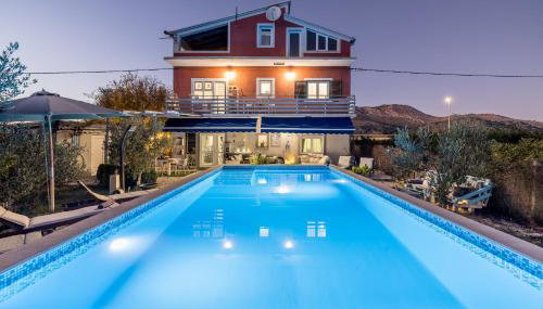 Holiday house with a swimming pool Opuzen, Neretva Delta - Usce Neretve - 8818 - Photo 2