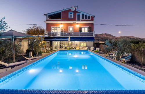 Holiday house with a swimming pool Opuzen, Neretva Delta - Usce Neretve - 8818 - Foto 2