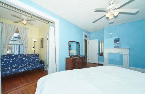 The Artsy Old House Fountain Square - Foto 26