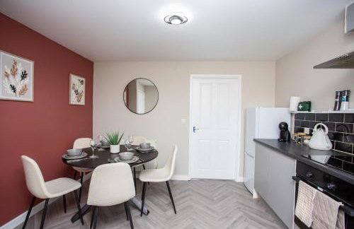 Vacant Nest Cleveland Close Central Parking - Photo 21