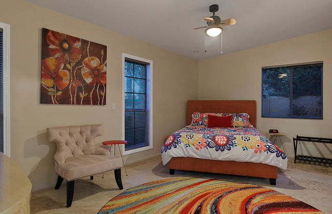 The Palms- Pool Jacuzzi and Pet Friendly - Photo 59