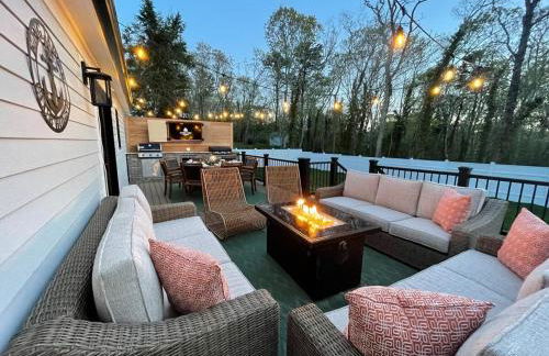 Bayside Oasis with Hot Tub & Game Room - Foto 2