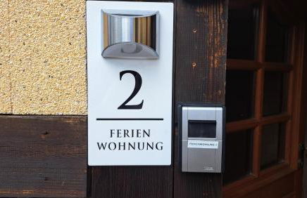 Moderne Ferienwohnung,Sauna im Haus, Parkplatz Hunde willkommen, nahe Schloss, Waldeisenbahn, Hermansbad, UNESCO Geopark, nahe polnischer Markt, Top Lage für Ausflugsziele zum Wandern oder Radfahren - Foto 29