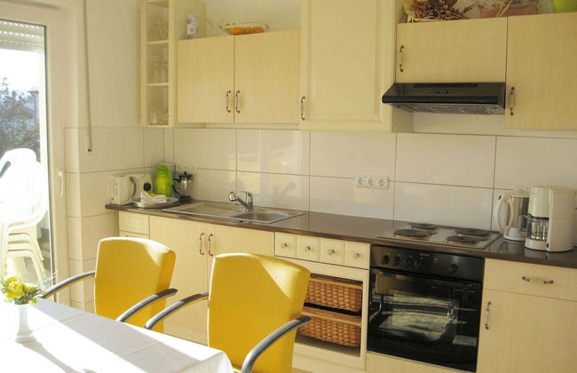 Elevated Apartment in Bad Wildungen With Garden - Foto 2