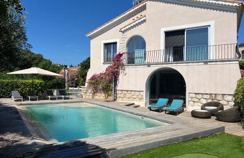 Superbe villa piscine proche ville et mer au calme - Foto 1