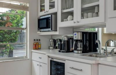 Surfs Up - retreat at the beach with heated pool - Foto 14